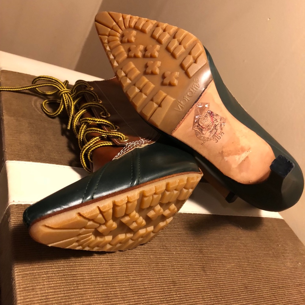Manolo Blahnik okla stiletto/boot. Vintage - Picture 8 of 8